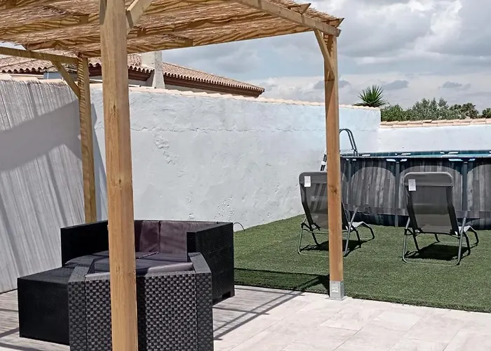 Casa De Madera Muy Acogedora En Una Zona Tranquila